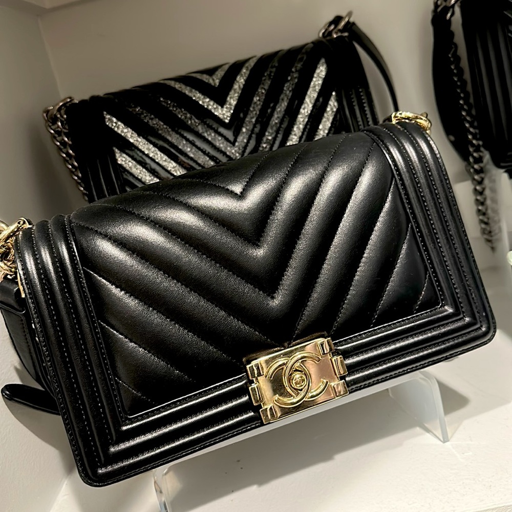 Chanel Chevron Quilted Lambskin Medium Boy Flap Bag